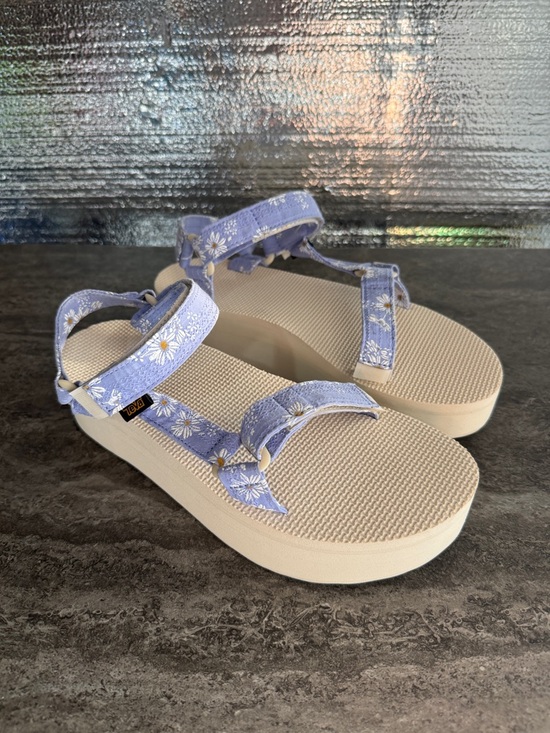 Teva Shoes - Teva Flatform Universal Gloriosa Sandal . W’S size 9